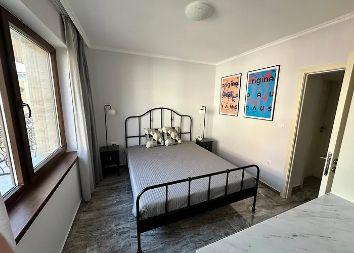 Valencia Gardens - Private Apartment - Bsr